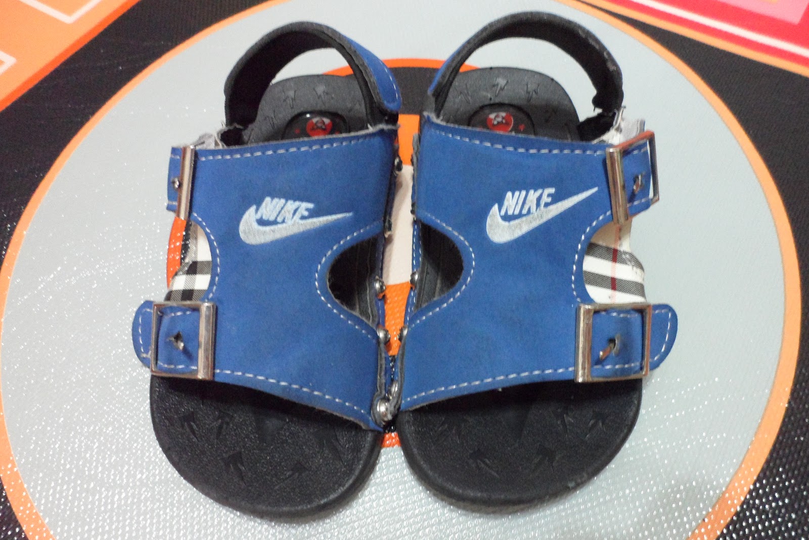 baby infant nike sandals