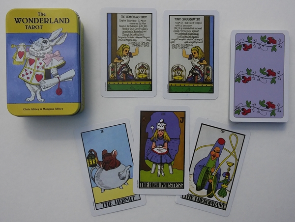 BOHEMIANESS: Tarot Deck Review: The Wonderland Tarot (in a Tin)