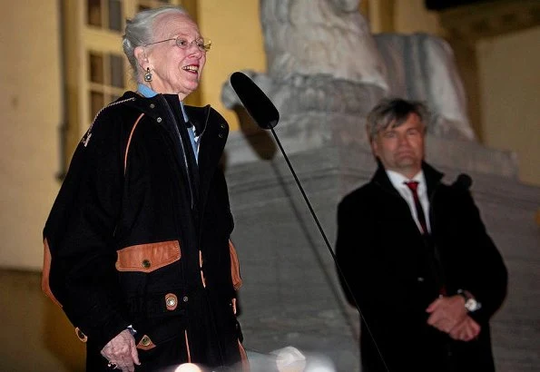 Queen Margrethe resides at Fredensborg Palace in spring and autumn. She was welcomed by citizens of Fredensborg