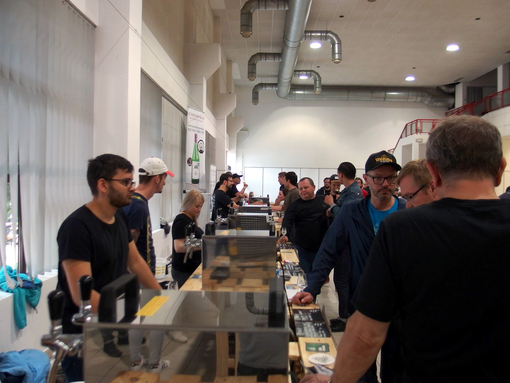 Pojechałem na One More Beer Festival w Krakowie i wróciłem żywy The Beervault