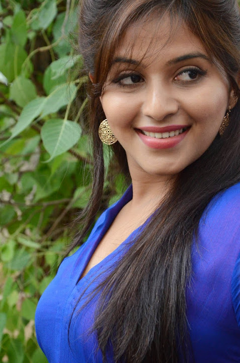 Anjali at Geethanjali press meet