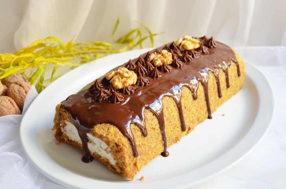 Prajitura cu nuca si smantana