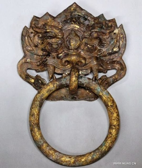 Rare treasures unearthed from imperial Chinese tombs 