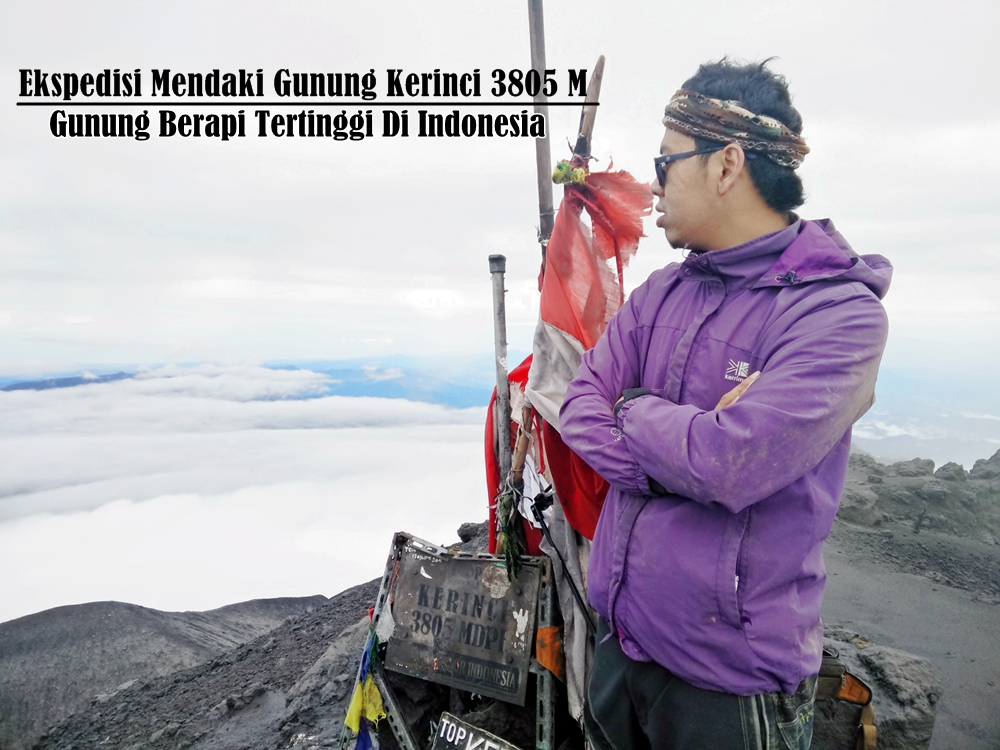 Ekspedisi Mendaki Gunung Kerinci 3805 M Gunung Berapi Tertinggi Di Indonesia Www Sobriyaacob Com