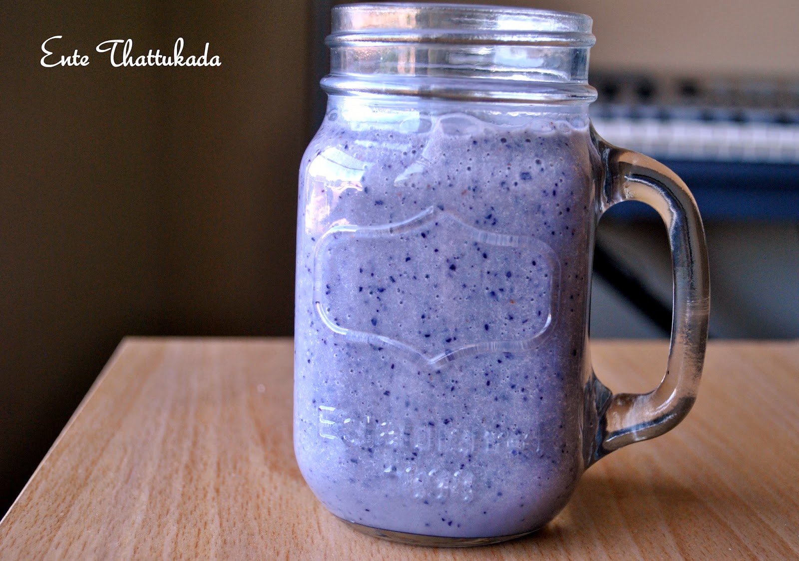 Ente Thattukada Blueberry Banana Milkshake