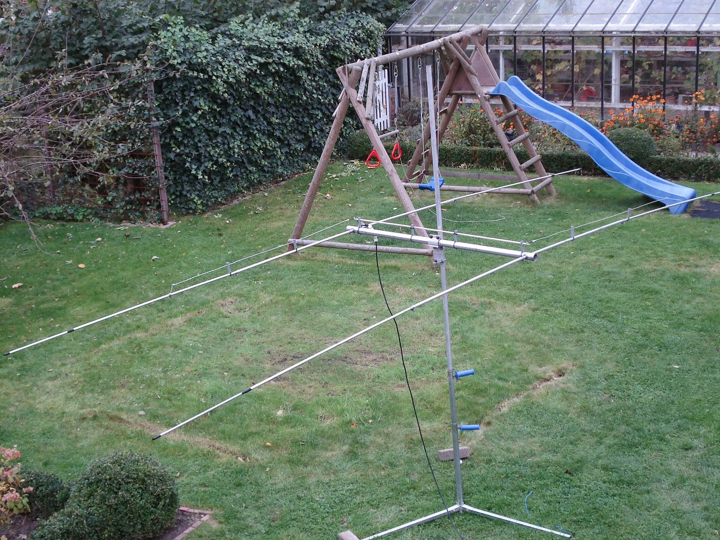 PE4BAS Amateur Radio Weblog: HB9CV without capacitor experiment