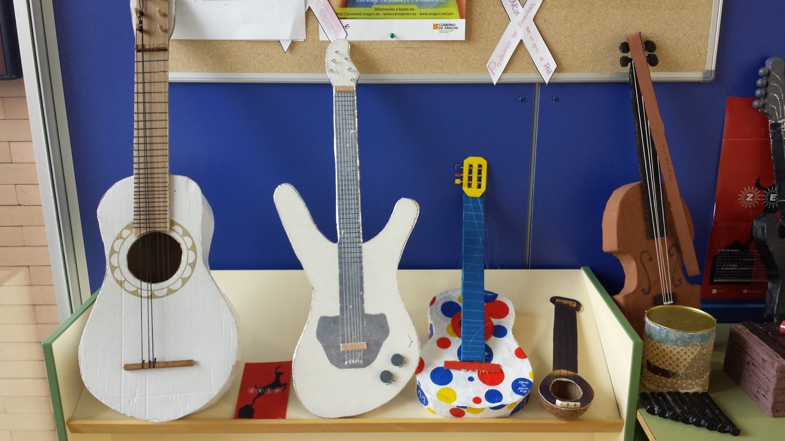 SECCIÓN DE EDUCACIÓN SECUNDARIA DE ALMUDÉVAR INSTRUMENTOS MUSICALES