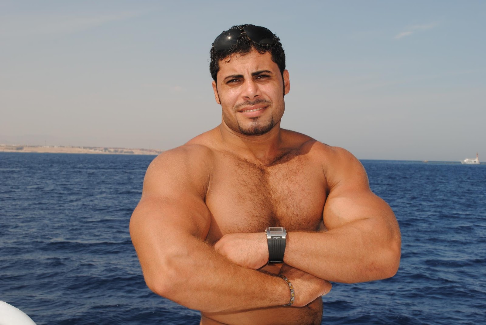 Muscle Lover Bodybuilders with crossed arms