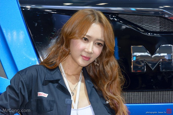 Han Chae Yee Beauty at the Seoul Motor Show 2017 (123 photos) photo 2-10