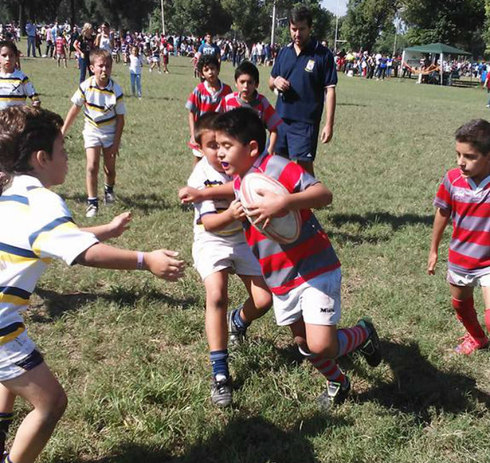 Los encuentros de rugby infantil reunieron a 3500 chicos de la región
