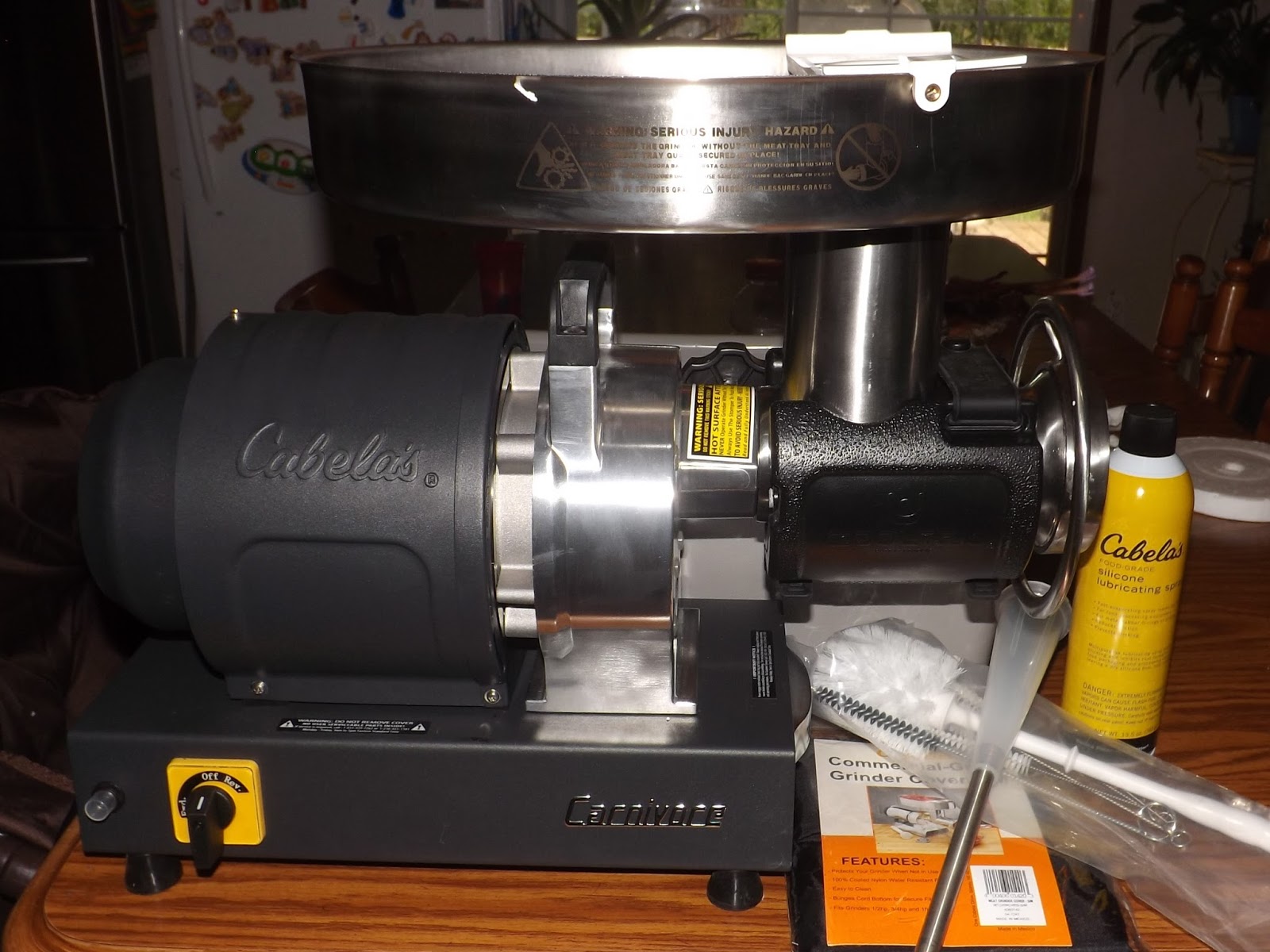 Yo Amor Dogo's New Meat Grinder to Make Home made Dog Food