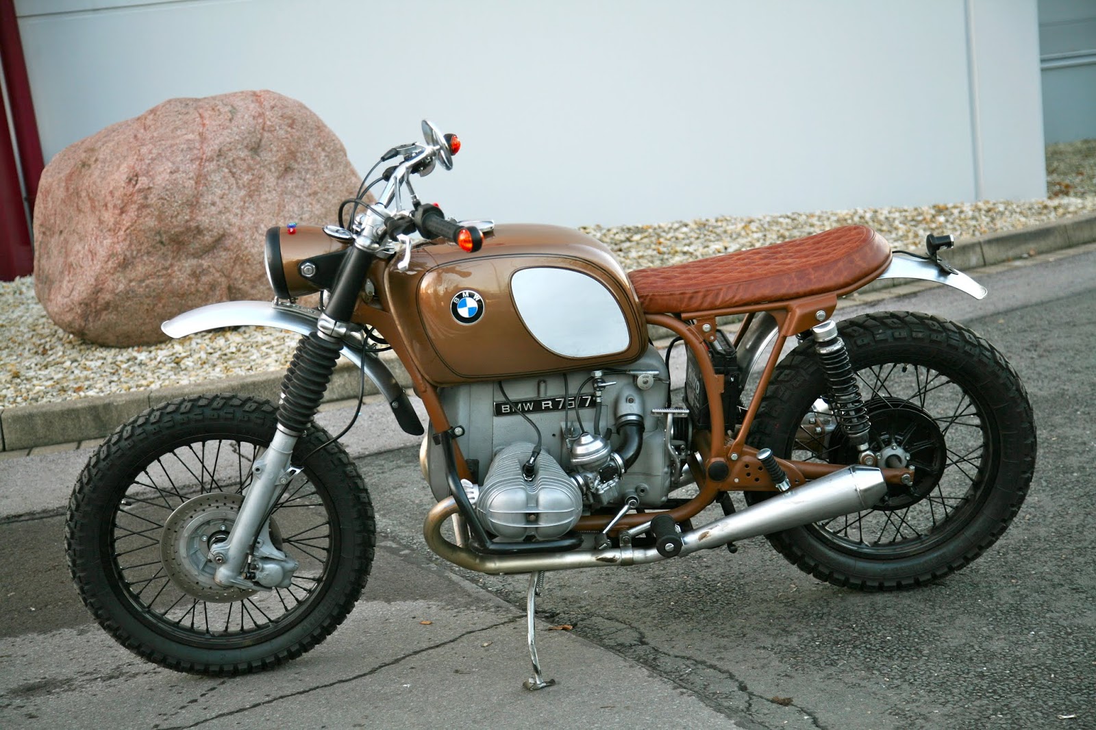r75 scrambler