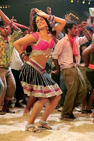 Actress Sameera Reddy Navel Show Photos