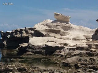 Pinoy Solo Hiker - Kapurpurawan Rock Formation