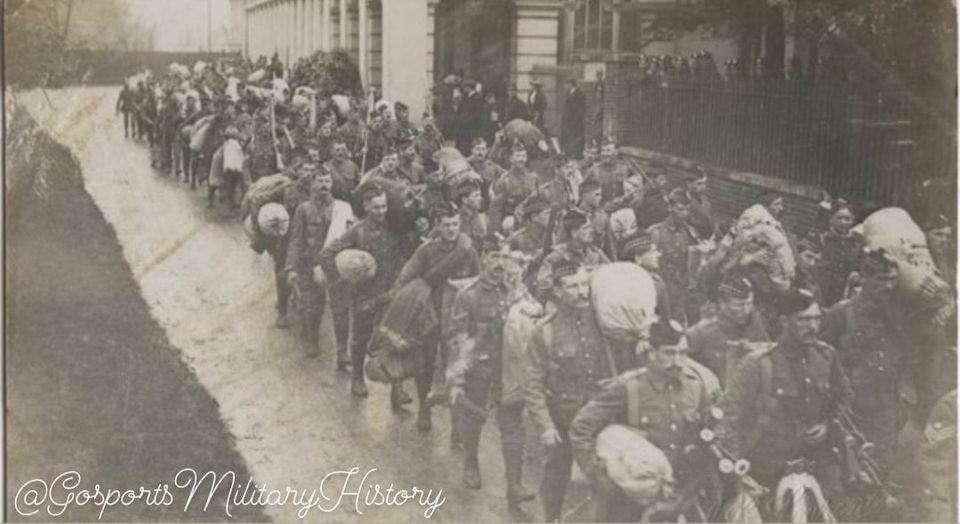 Troops leaving Gosport station