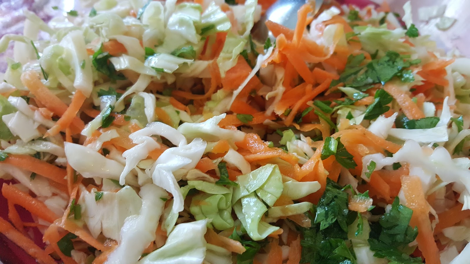 Kocamın Tarifleri Beyaz Lahana Salatası (Salata Tarifleri)