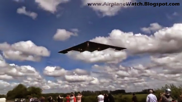 ✈ B-2 Spirit Stealth Strategic Bombers Land at RAF Fairford UK ✈