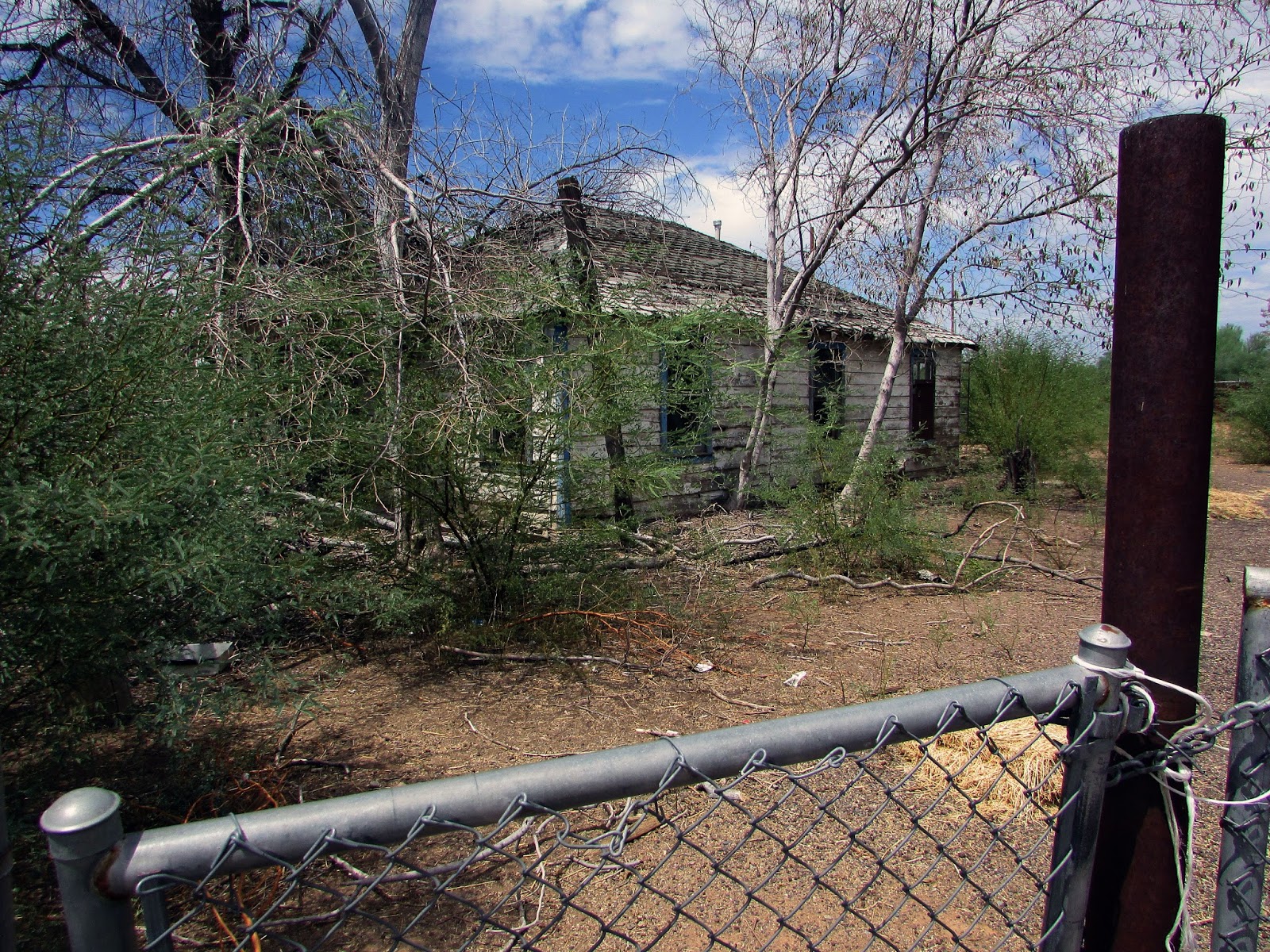 Abandoned Homes and Houses in Arizona