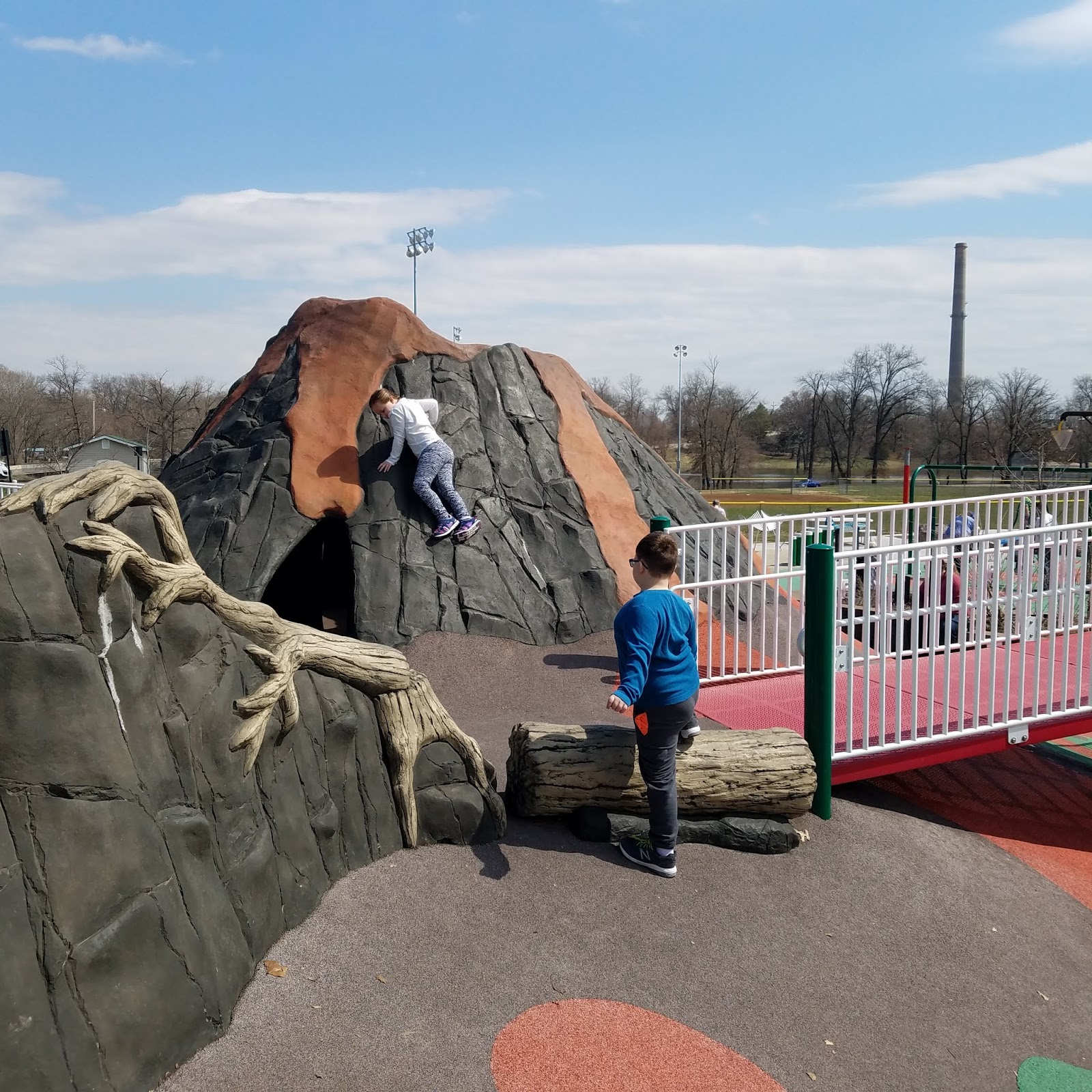 Play St. Louis Kade's Playground, Herculaneum
