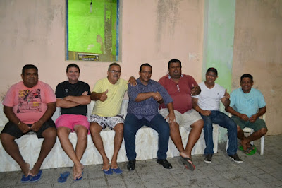 O Pré candidato Coronel Fernandes, Participa de Bate papo de calçada