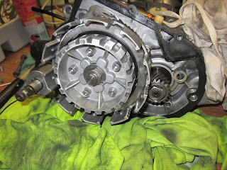 Clutch boss and gear and primary gear crankshaft Yamaha 1972