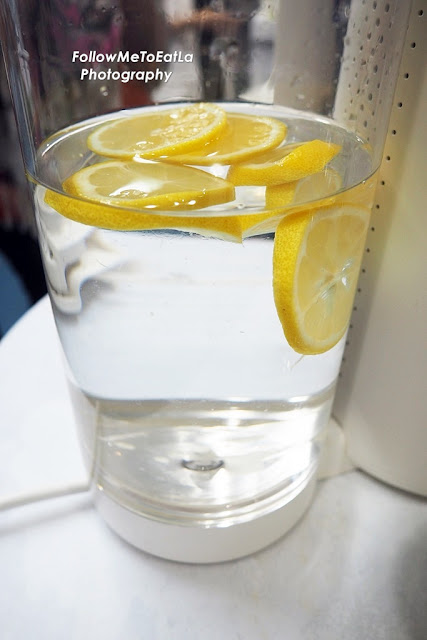Warm Lemon-Infused Drink
