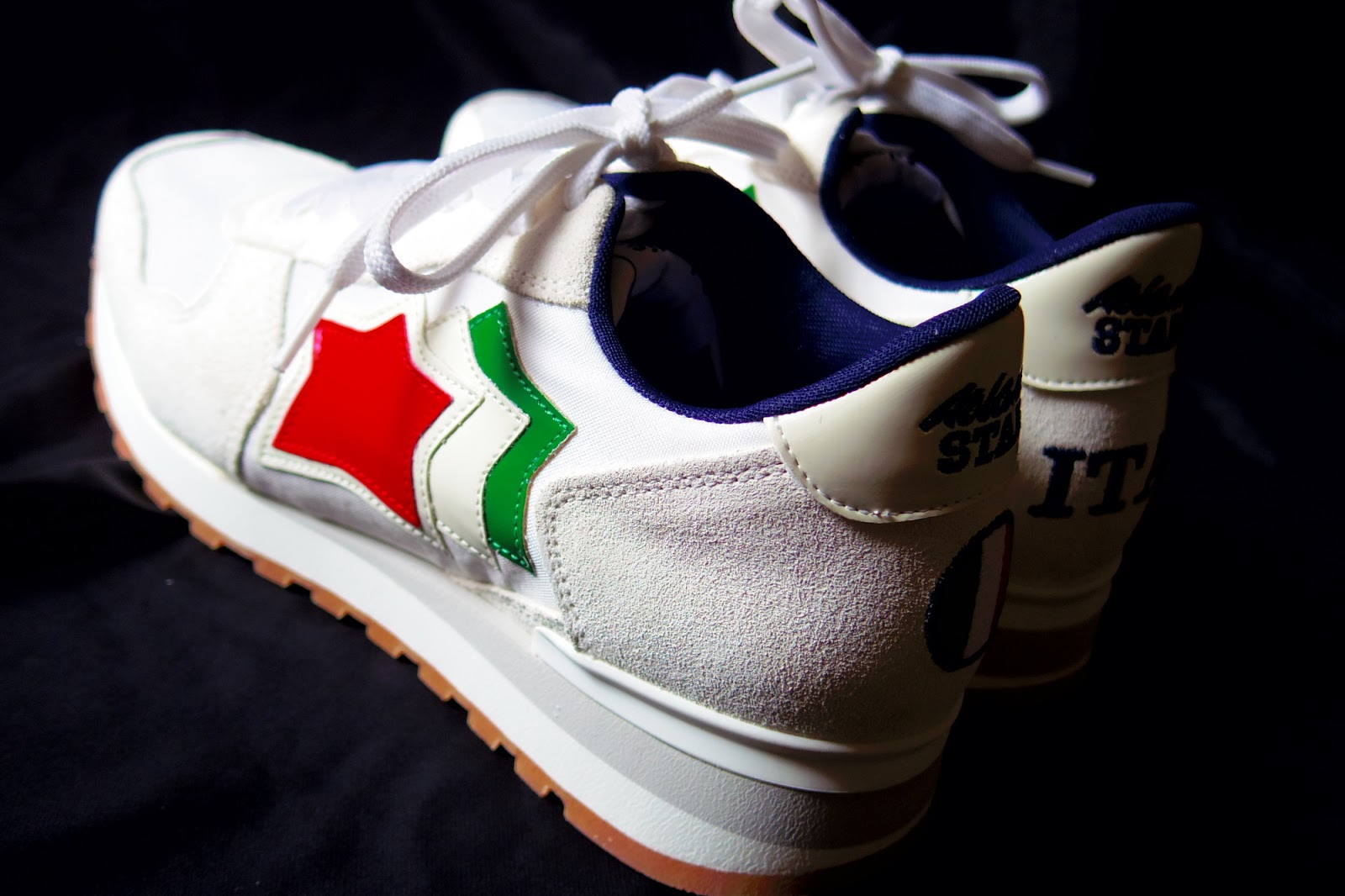 ATLANTIC STARSのイタリア国旗スニーカーを購入しました