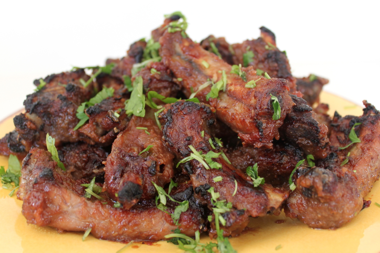 Mama Tommy's Asian Sticky Plum Sauce Ribs [Zack]