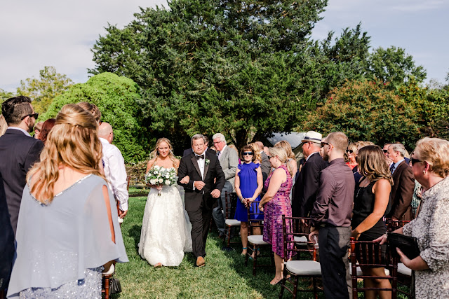 Eastern Shore Fall Estate Wedding photographed by Maryland Wedding Photographer Heather Ryan Photography