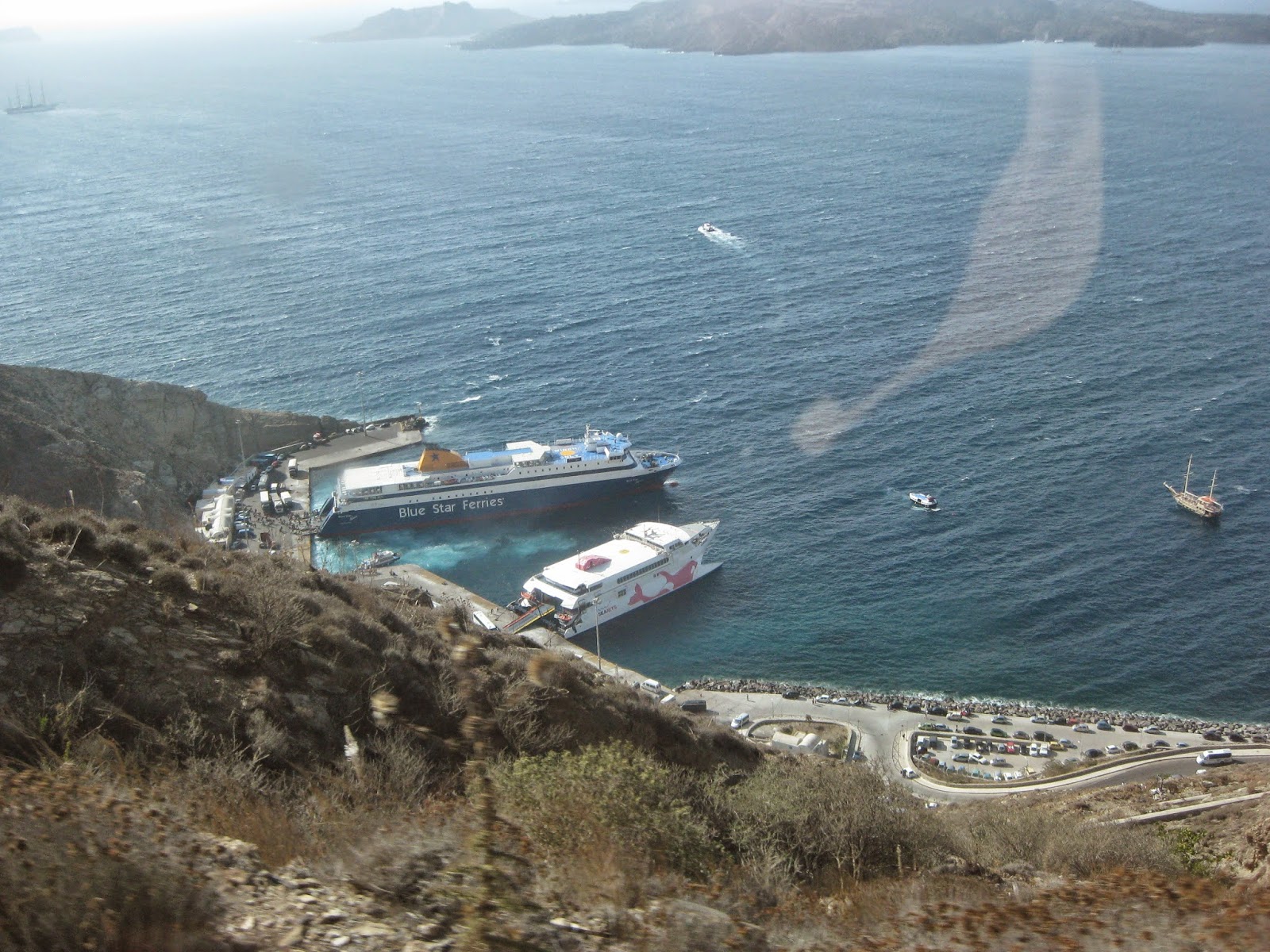 Santorini - Heading to Oia