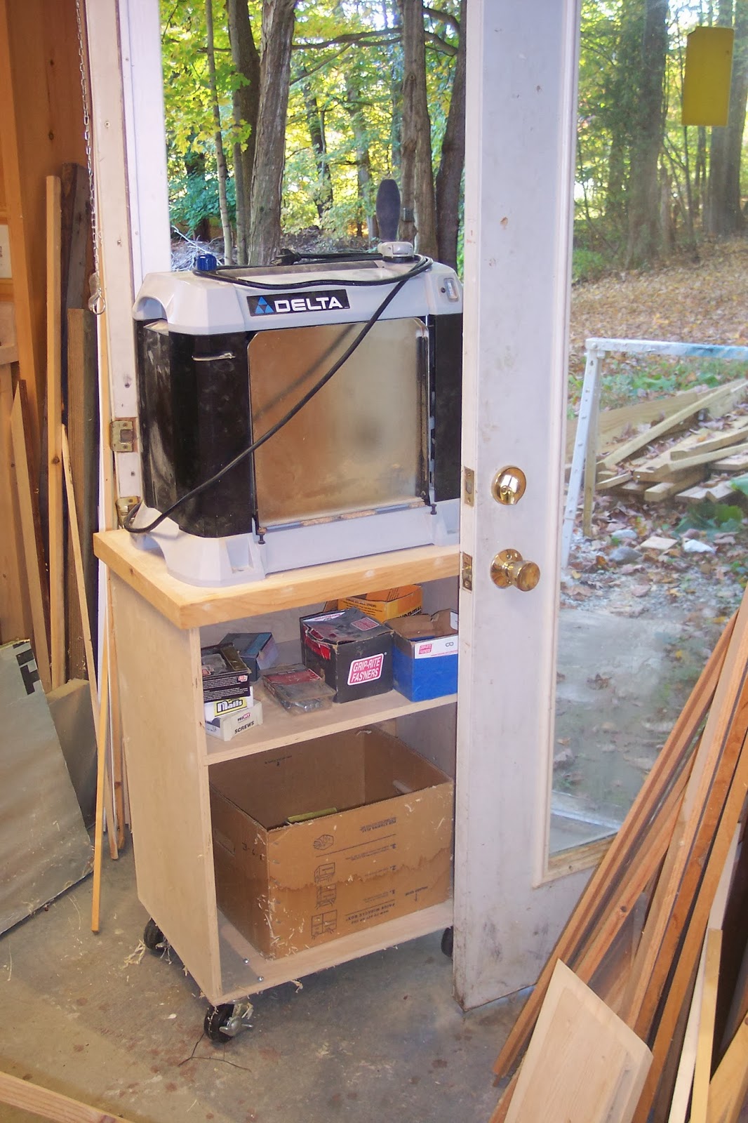 The River's Course: Making a Simple Single-Fly Display