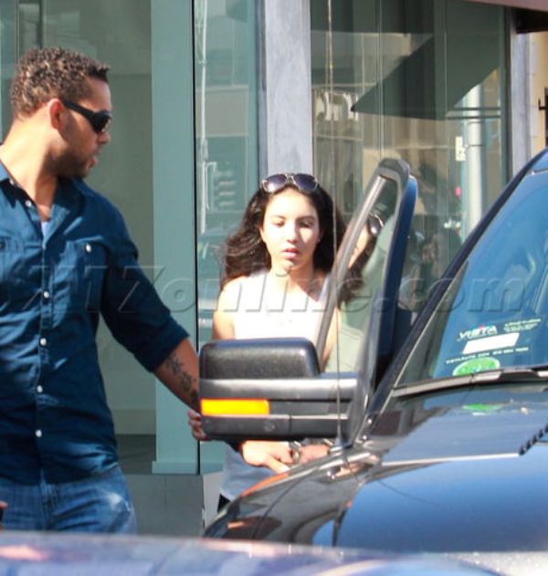 Blanket Jackson Forever Prince con su novia Remi en Beverly Hills (Jul 23)