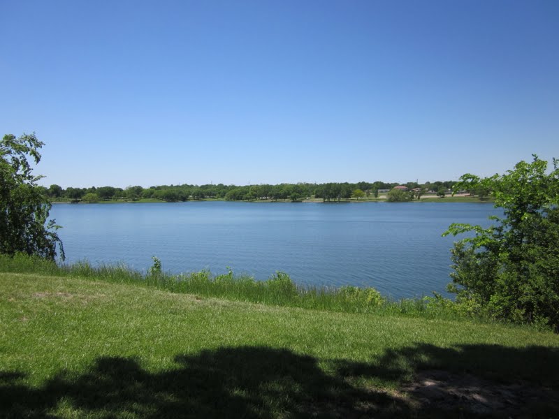 Golden Gang BEAUTIFUL Lake Shawnee State Park, Topeka, KS
