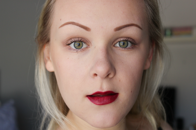 Bronzed Cheeks & Berry Lips: Autumnal Makeup | Cate Renée