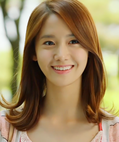 http://2.bp.blogspot.com/-VUNXmoSN6PI/UUeOl-0-JqI/AAAAAAAACqI/9K_PzQewMj4/s640/yoona+snsd+girls+generation+(4).png