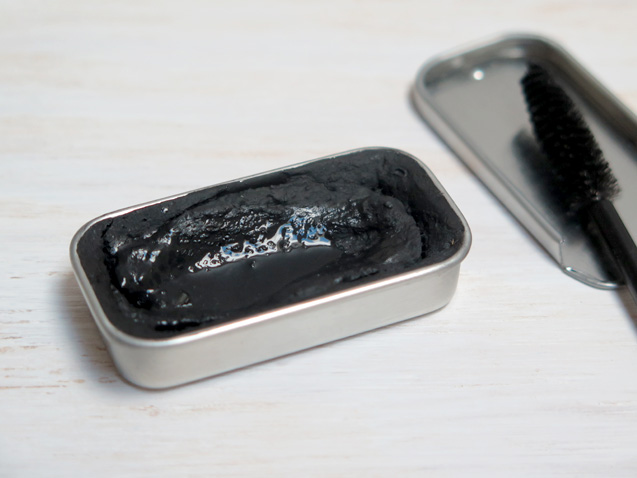 Review: KeepingItNatural Zero Waste Cake Mascara Review: KeepingItNatural Zero Waste Cake Mascara