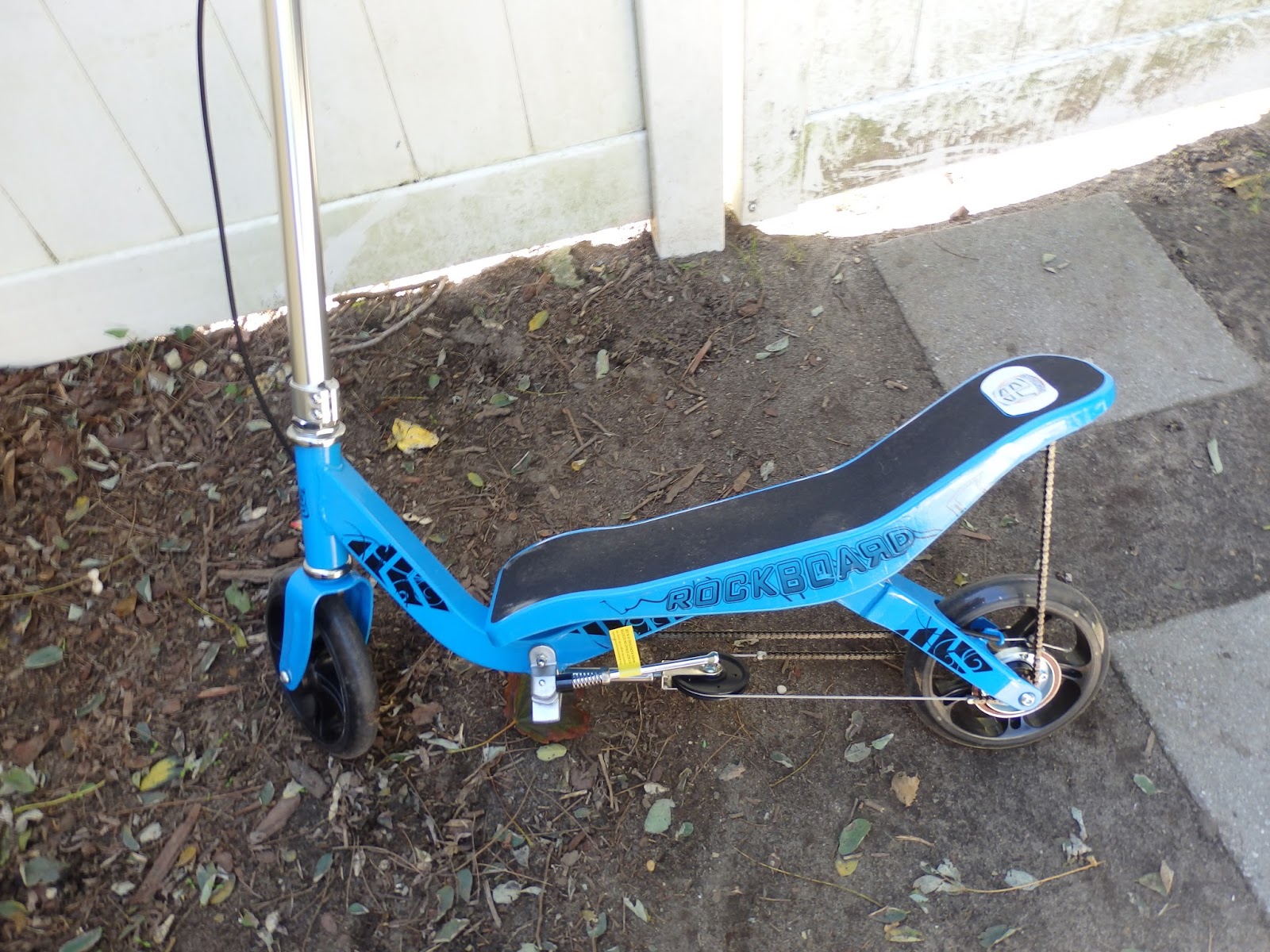 New Age Mama Holiday Gift Guide Rockboard Scooter