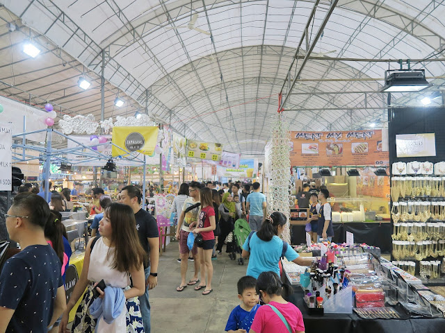 Geylang Serai Bazaar, Largest Ramadan Bazaar in Singapore