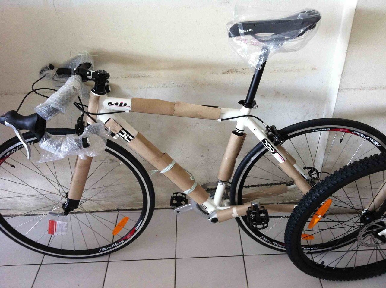 Road Bike UNITED MILANO shimano sora 16 Speed. Harga: Rp ...