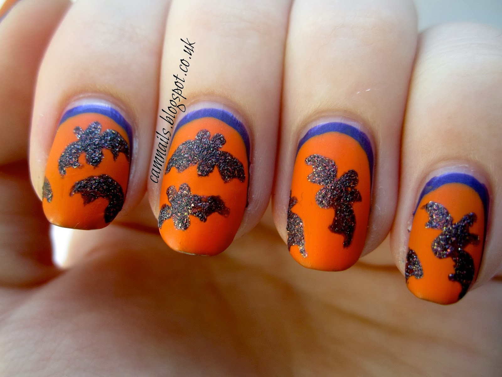 Cambridge Nails Textured bats