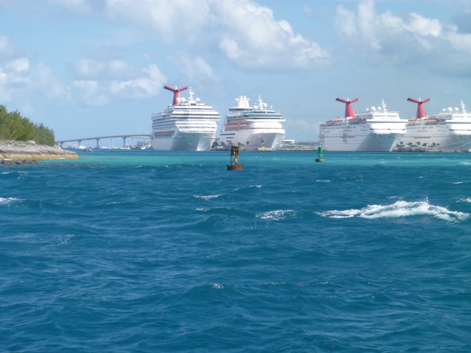 S/V TIDES INN Sailing Adventures We're in Nassau finally