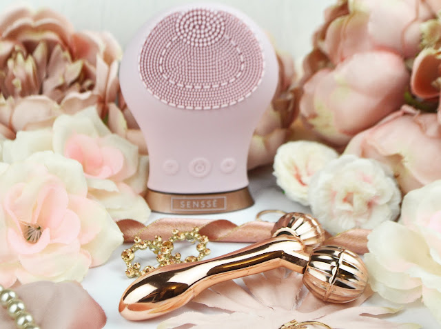 Senssé Skincare Must Haves - Review of Silicone Cleansing Brush & the Facial Contour Definer, Lovelaughslipstick Blog