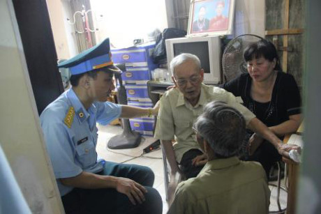 Le tang Dai ta Tran Quang Khai:Co noi dau nao lon hon noi dau mat con, nguoi con anh hung - Anh 4