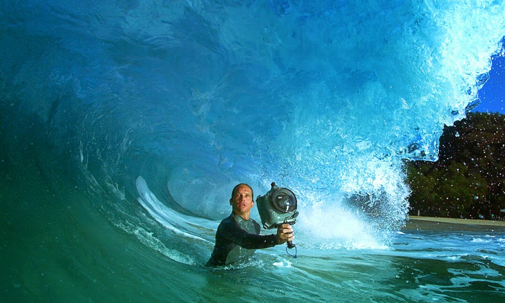 Photography tips: How to capture the perfect wave by Clark Little ...