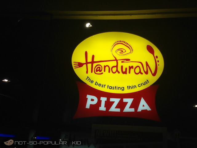Handuraw Pizza in Archer's Place