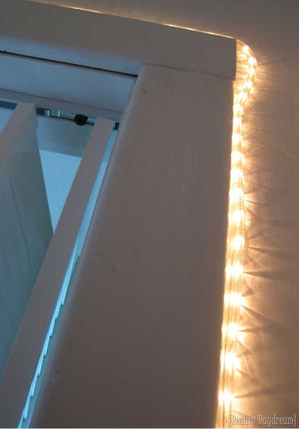 7 Brilliant Ways To Organize Your Closet With Command Hooks DIY Home