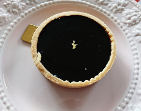 Interlude Patisserie, Mount Waverley, chocolate caramel tart