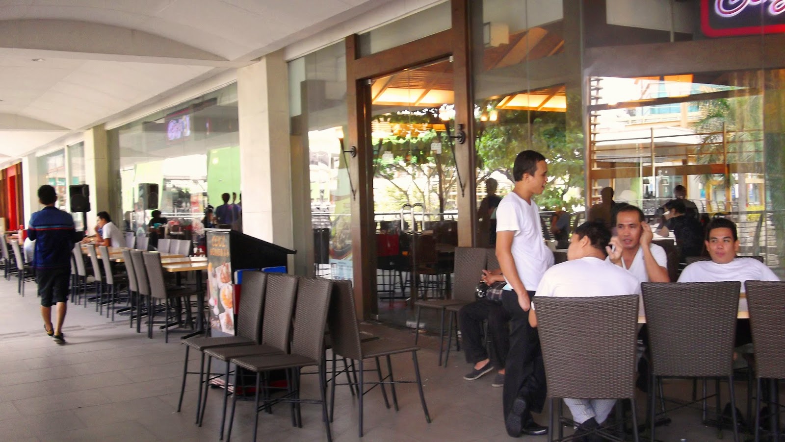 Must Be That Girl! Gerry's Grill Ayala Center Cebu