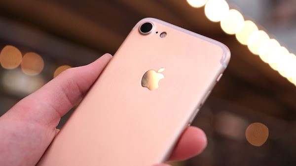 Evan Blass, has now revealed that the Pre-orders for the iPhone 7 are 'confirmed' to start from September 9th ahead of a September 16th release date.