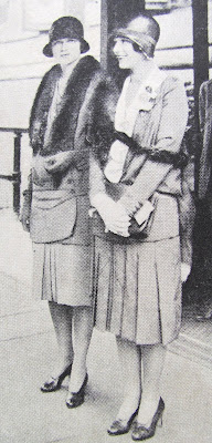 1910s fashion styles How to Dress like a Flapper